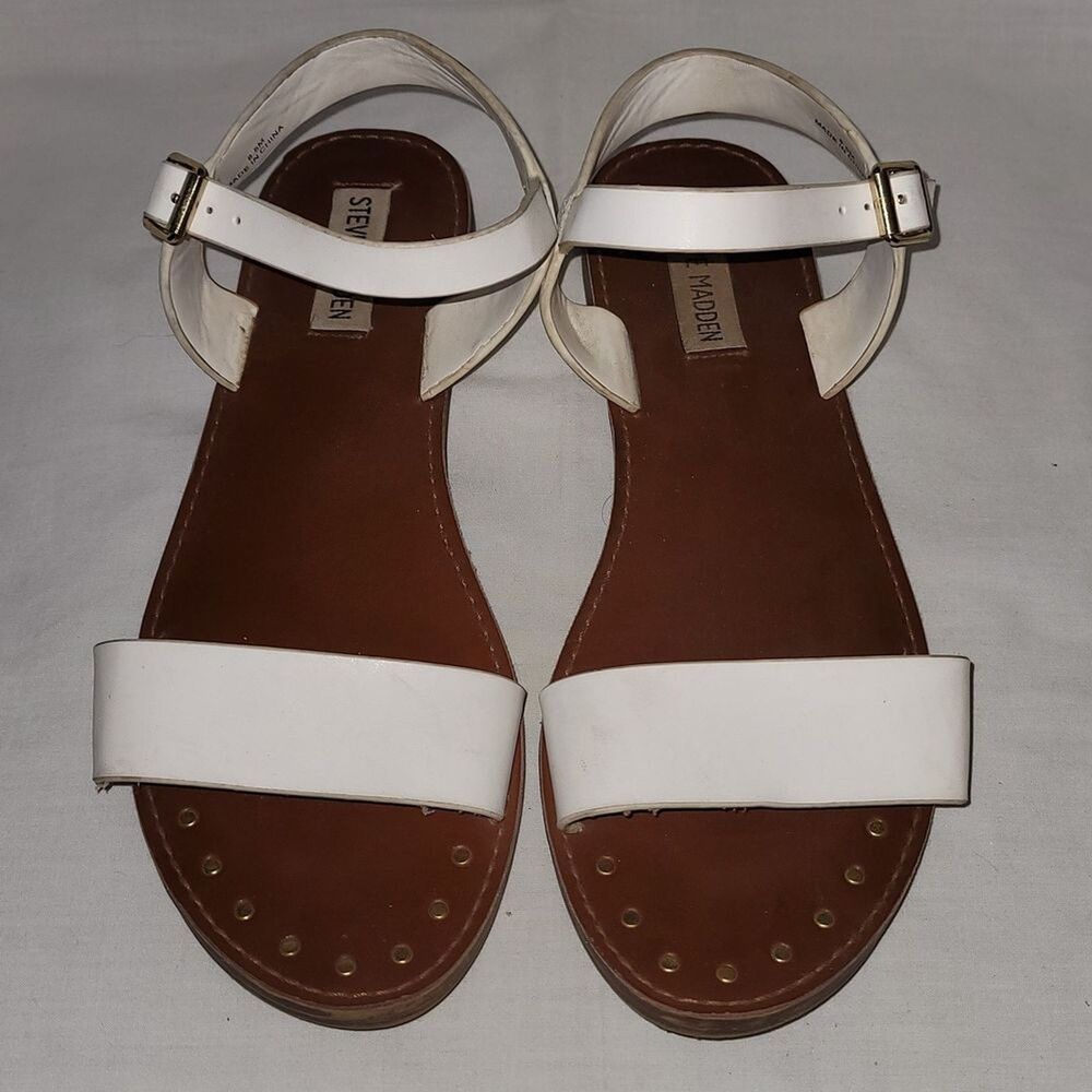 Steve Madden Womens Sz 8.5 Ankle Strap Buckle Gladiator White Sandals Flat